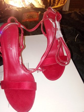 Sandalias Rojas Tacón Tira Tobillera Brillante