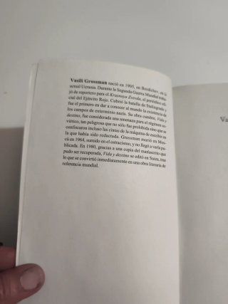 Vida y destino