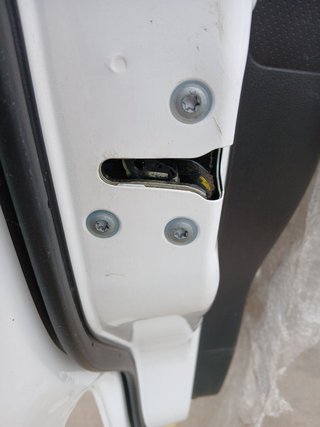 CERRADURA PUERTA DELANTERA IZQUIERDA Nissan NV200 /Evalia (M20/M)(08.2009->)