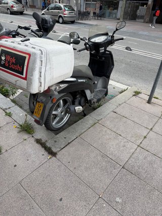Kymco People S 49cc Scooter Automática