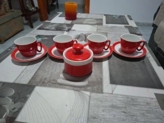 Juego de tazas de café con azucarero