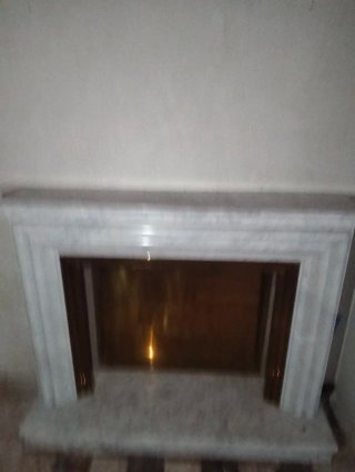 Chimenea de mármol y metal 1,25m