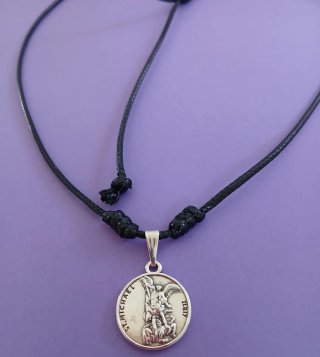 Colgante con medalla San Miguel Arcángel