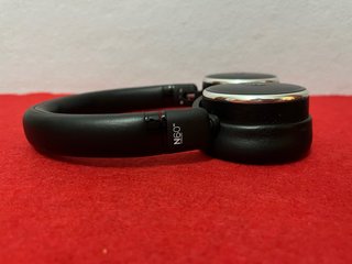 Auriculares Bluetooth AKG N60nc + Funda