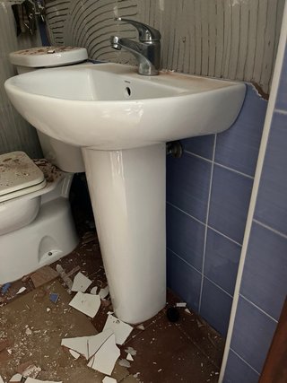 Lavabo completo de cerámica