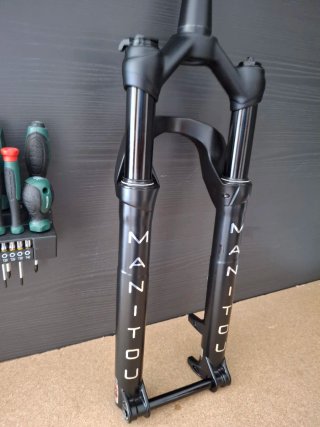 HORQUILLA MANITOU MACHETE 27,5"