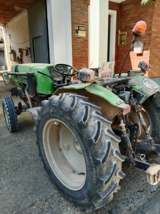 Tractor Agrícola DX 3.500V Verde