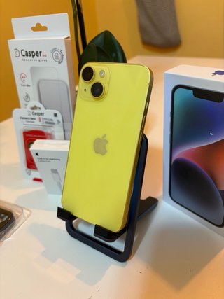 iPhone 14 Giallo