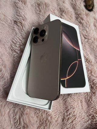 iPhone 16 Pro 128GB Titanio Desierto