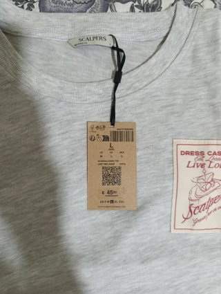 Camiseta Scalpers Gris