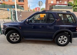 Caja relés fusibles 0281002137 opel frontera 48477