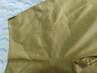 Pantalón mujer olgado verde oliva