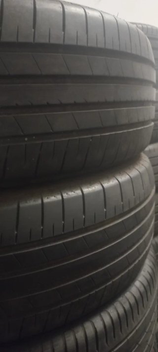 215/55 R18 Bridgestone