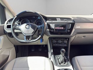 Volkswagen Touran Advance 1.4 TSI 110kW (150CV)