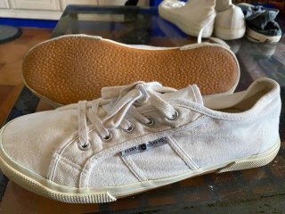 Lote de 3 pares de Zapatillas tipo Converse.