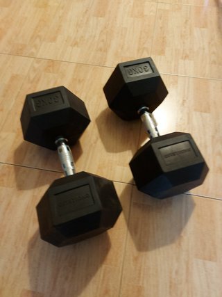 Banco GYM y 2 mancuernas 30 kg