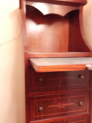 Mueble secreto caoba con bandeja y cajones