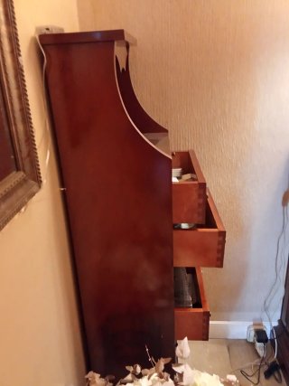 Mueble secreto caoba con bandeja y cajones