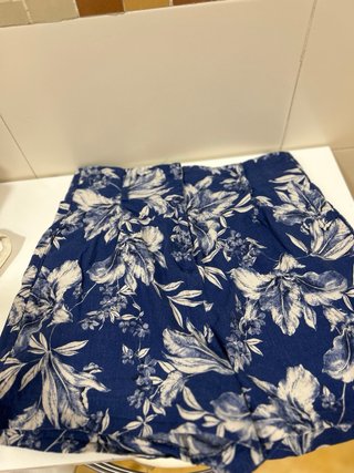 Pantalón corto estampado floral