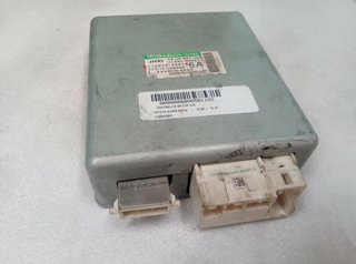 501182 1129003261 centralita motor toyota auris