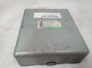 501182 1129003261 centralita motor toyota auris