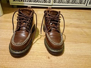 Stivaletti Dr. Martens Lowell Chukka Marroni