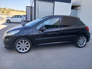 PEUGEOT 207 5p Confort 1.4 HDi 70