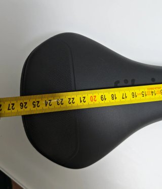 Sillín Fizik Taiga Negro