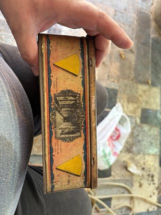 Caja metálica galletas Rifaclis antigua