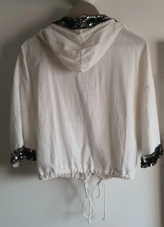 Chaquetas con lentejuelas gris/blanca