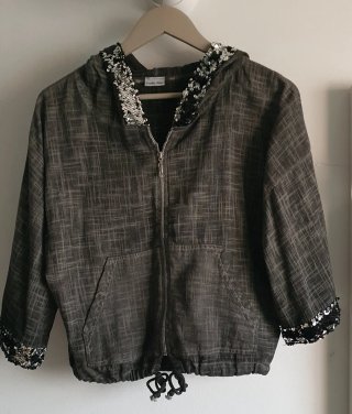 Chaquetas con lentejuelas gris/blanca