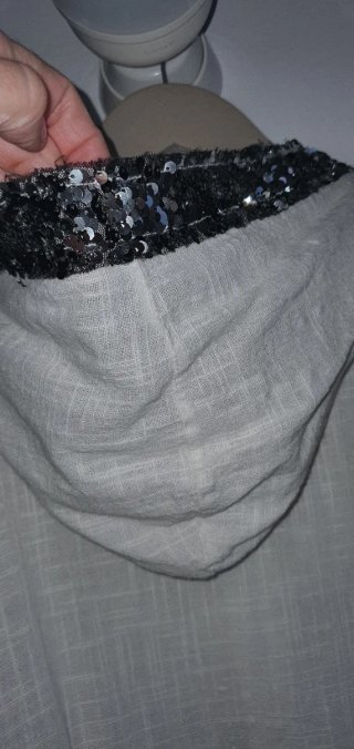 Chaquetas con lentejuelas gris/blanca