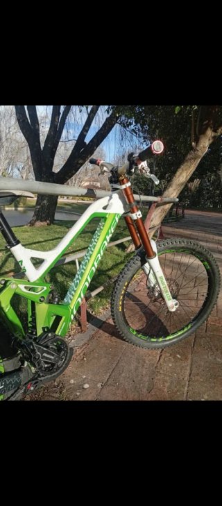 Bicicleta da discesa Mondraker Summum 27.5