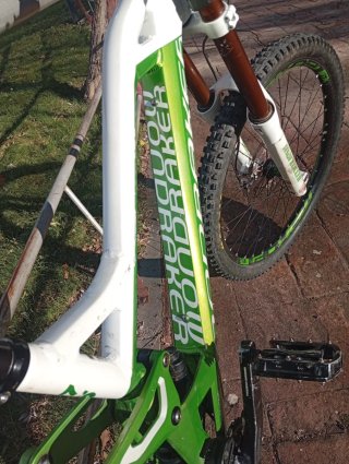 Bicicleta da discesa Mondraker Summum 27.5