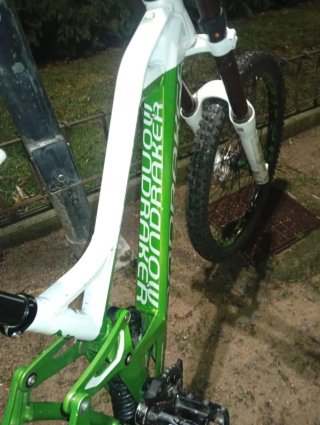 Bicicleta da discesa Mondraker Summum 27.5