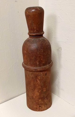 Tappatore antico per bottiglie