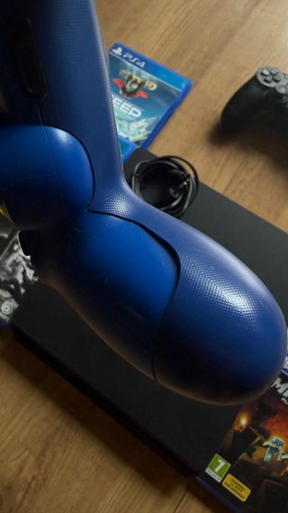 PlayStation 4 Slim 500GB Nera
