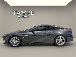 Aston Martin Vanquish S V12