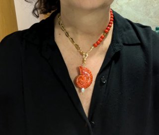 Lote Collares Oro y Rojo