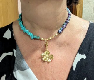 Lote Collares Oro y Rojo