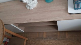 Mueble TV madera y blanco