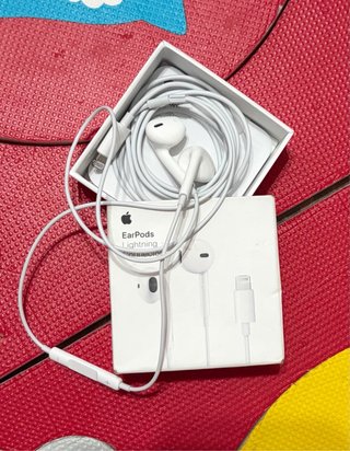 EarPods Apple Lightning