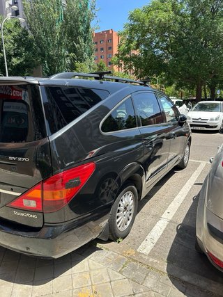 SsangYong Rodius 2010