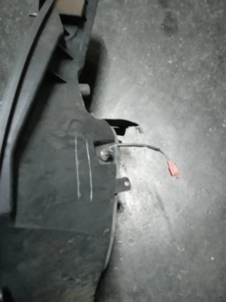 Kymco súperdink 125/300 baúl bajo asiento
