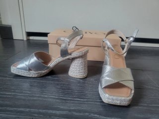 Sandalias Gaimo Plata Talla 38