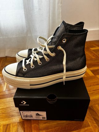 Converse Talla 39 Negras
