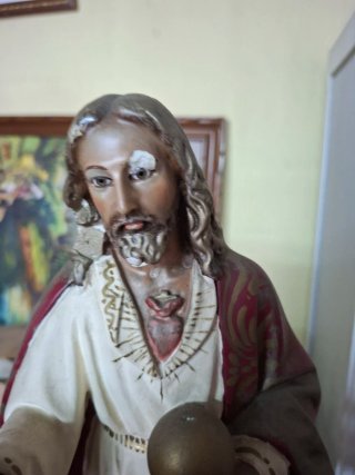 Cristo Sagrado Corazón para restaurar
