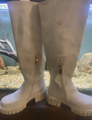 Botas altas Lola Casademunt beige