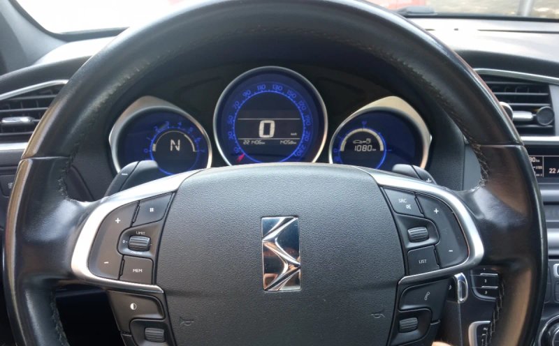 Citroën DS4 1.6e HDI Style ETG6 2014, foto 6