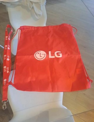 Merchandising LG FERRARI PHILIPS